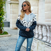 Hoodie mit V-Streifen und Farbblock